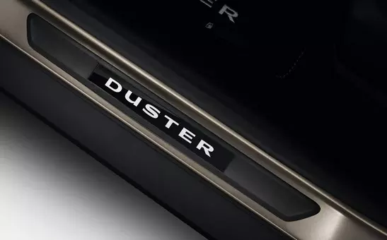 Aplicatii prag (cu iluminare) Duster