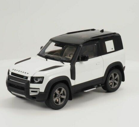 Model Defender 90 1:18 (Fuji White)