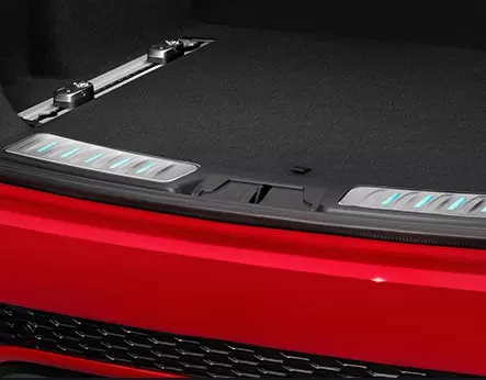 Накладка багажника, с подсветкой (Jaguar E-Pace) в Молдове