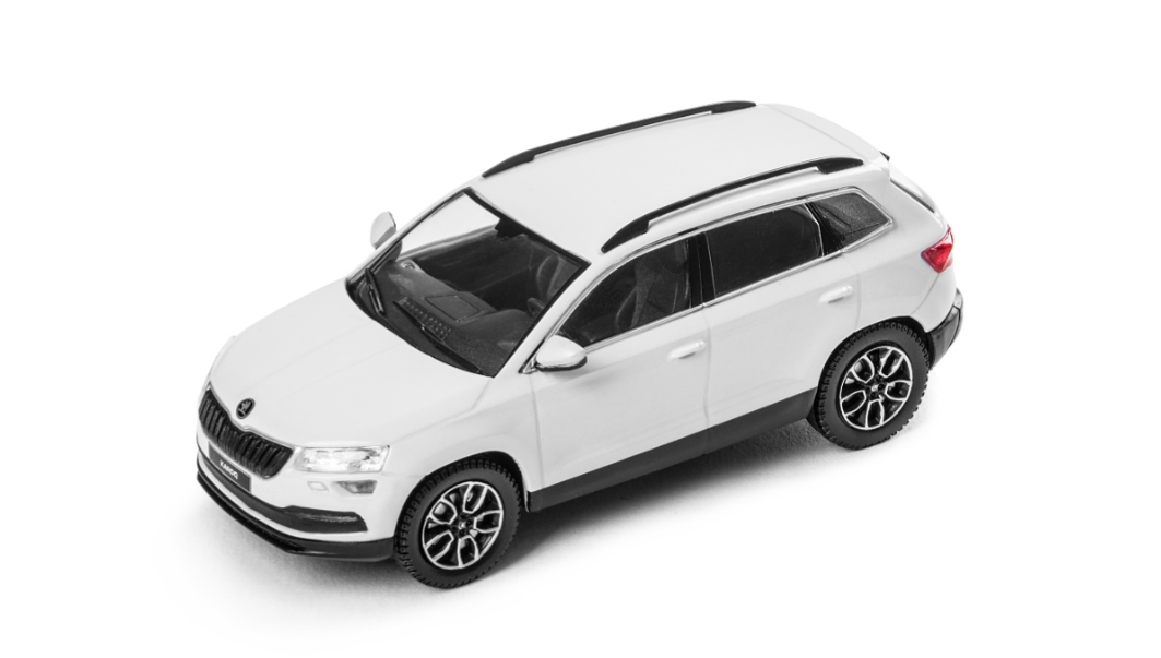 Модель металическая SKODA KAROQ 1:43 Белая