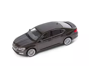Miniatura metalica SUPERB 1:43 Maro în Moldova