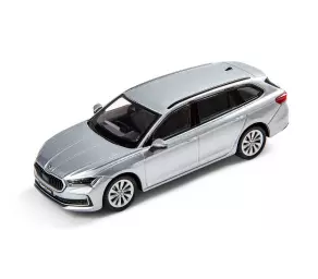 Модель металлическая SKODA SUPERB 1:43 Pebble Silver в Молдове